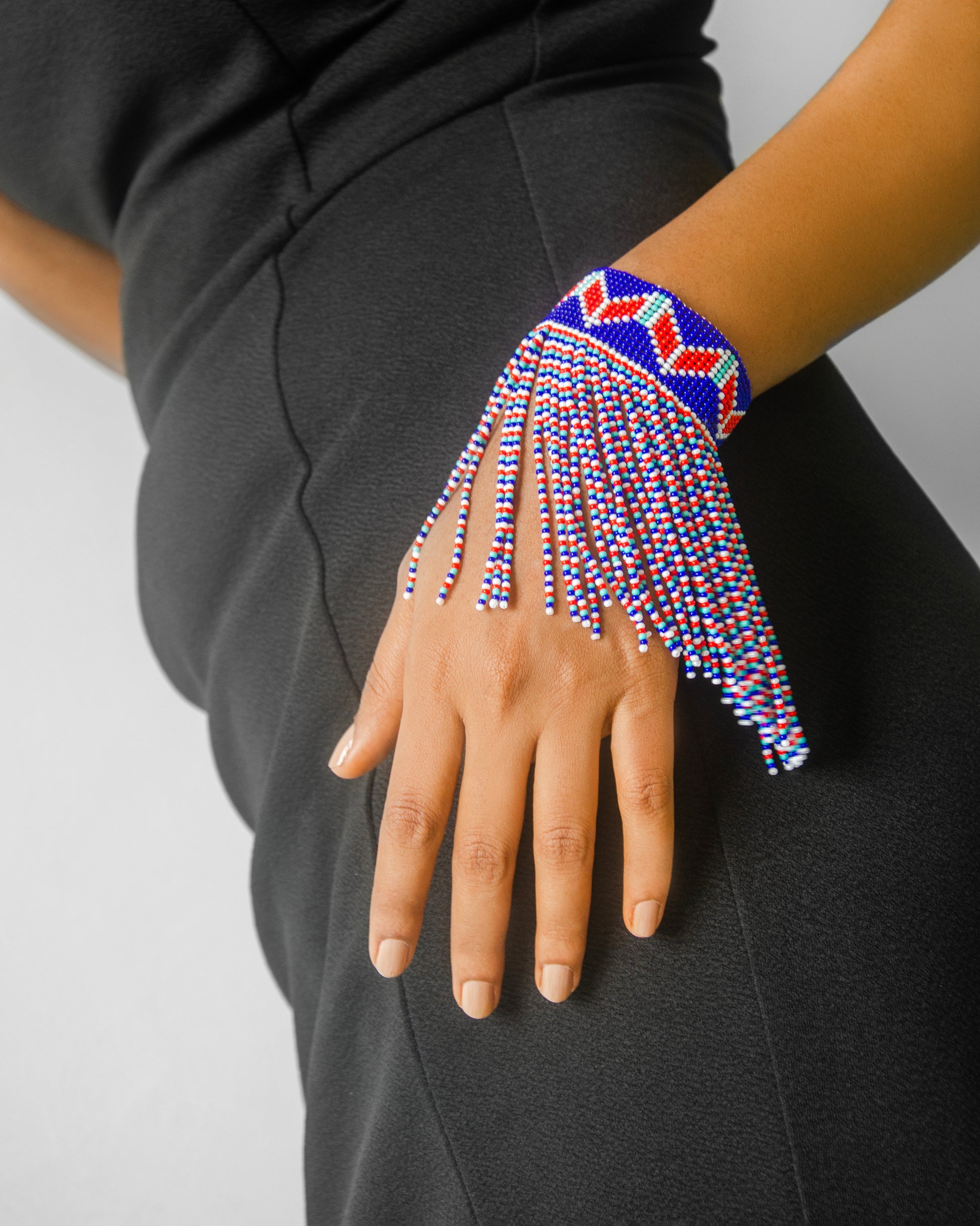 Noklak Tassel Handcuff