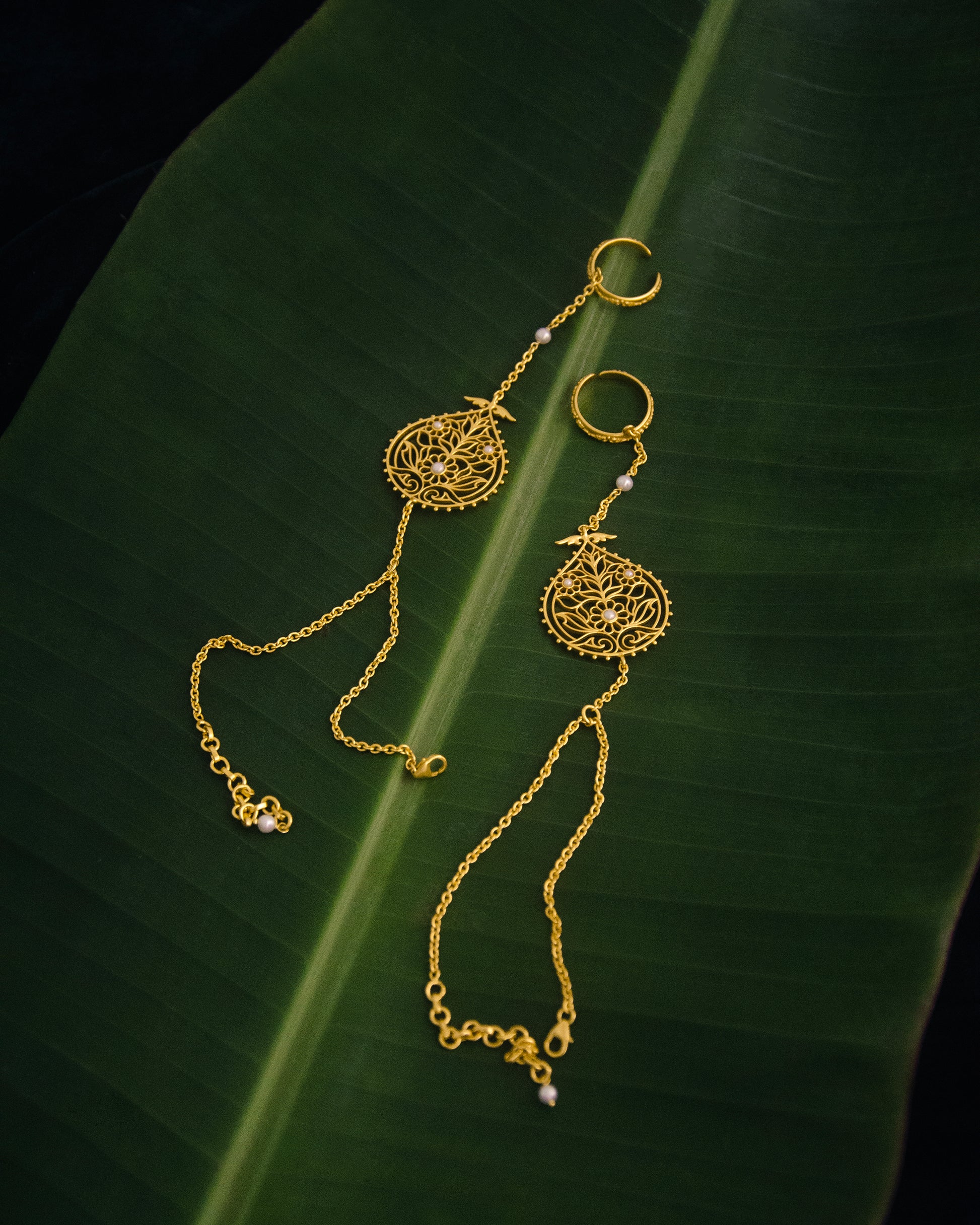 Ngam Haathphool Pair