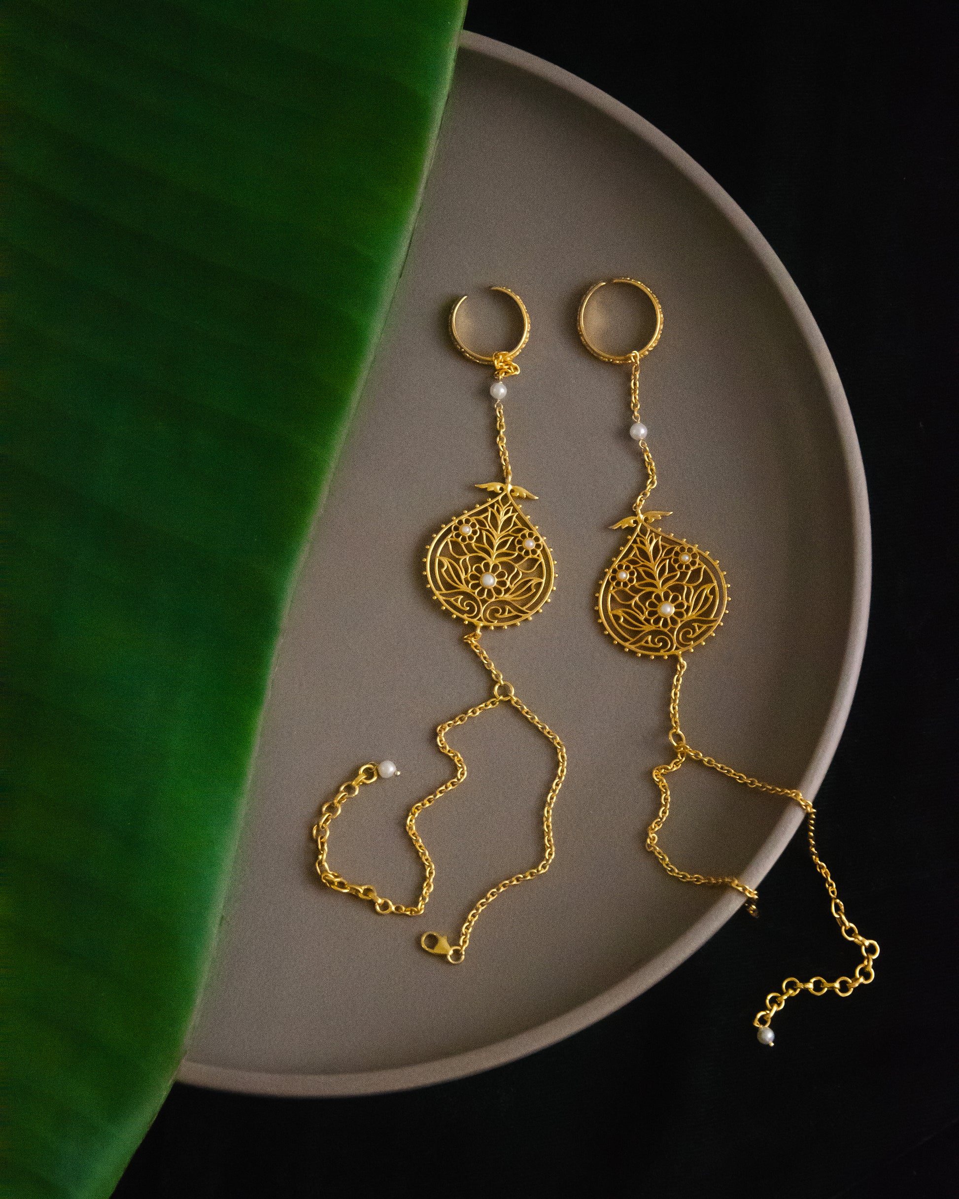 Ngam Haathphool Pair