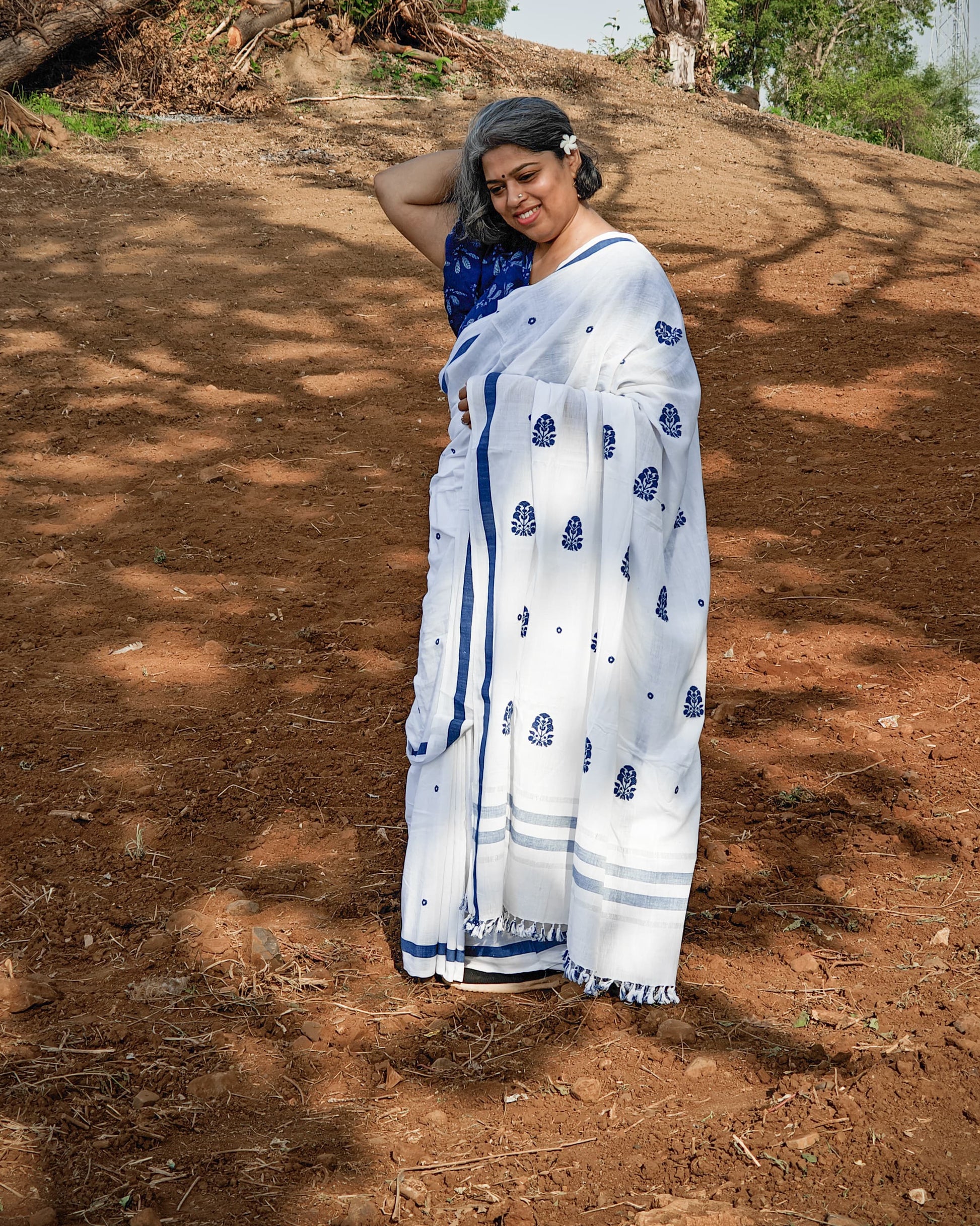 Snow White with Rang Motif Cotton Sari (Copy)