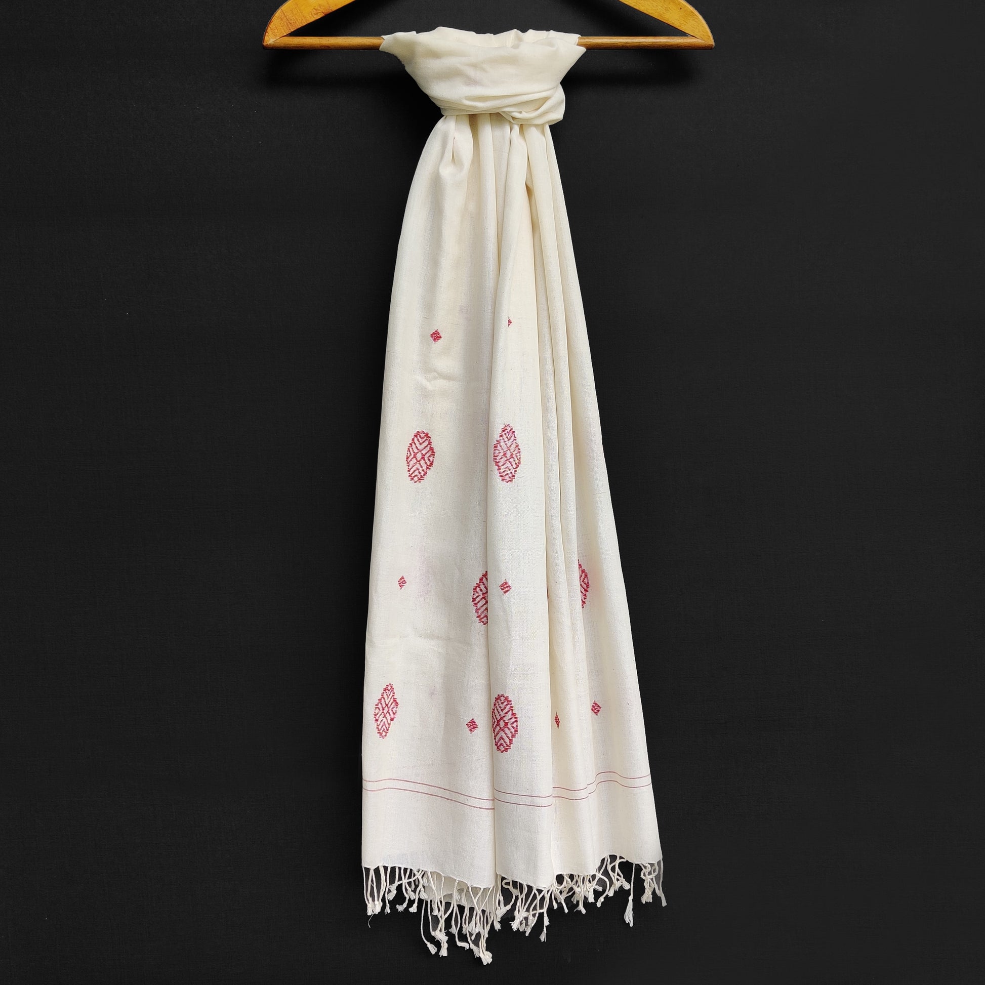 Pearl White Phoolam Pattern Cotton Stole