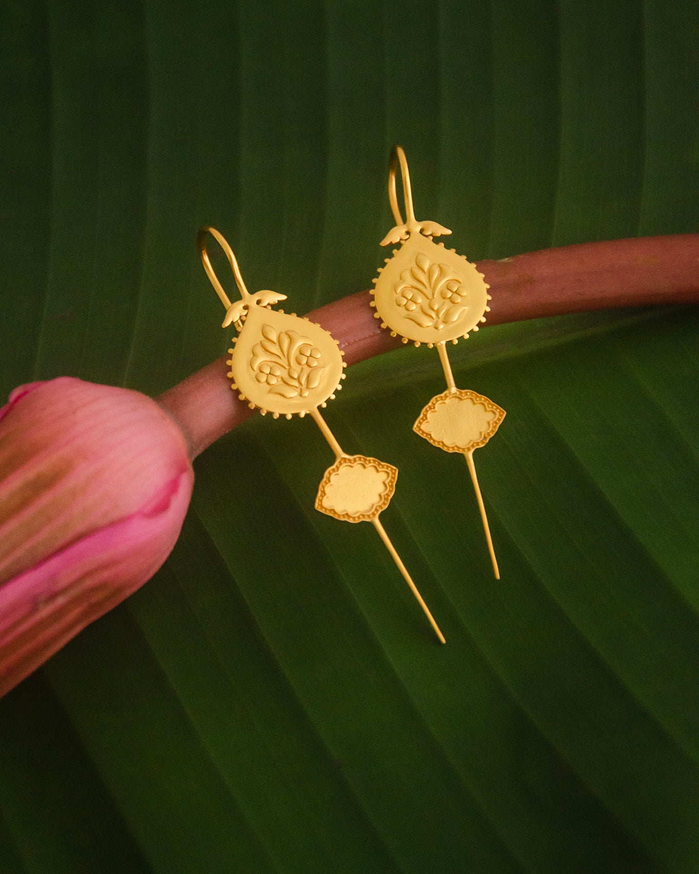 Pha Ear Cuff