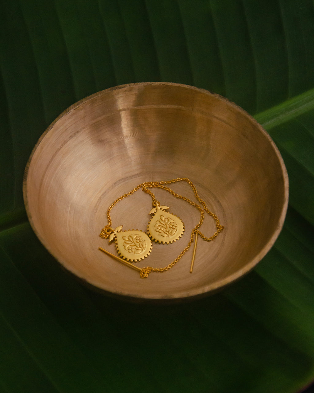 Rak Sui Dhaaga Earrings