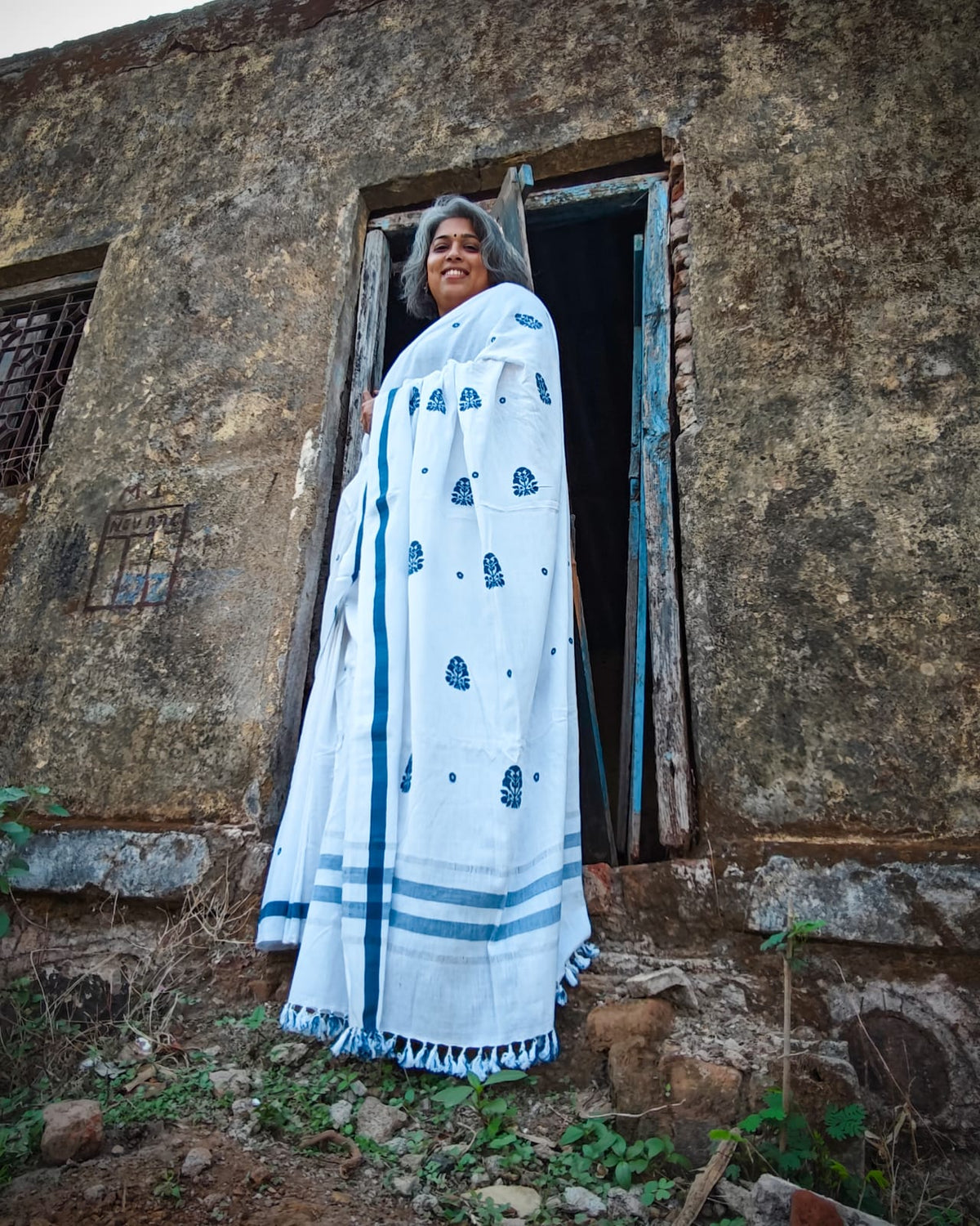 Snow White with Rang Motif Cotton Sari (Copy)