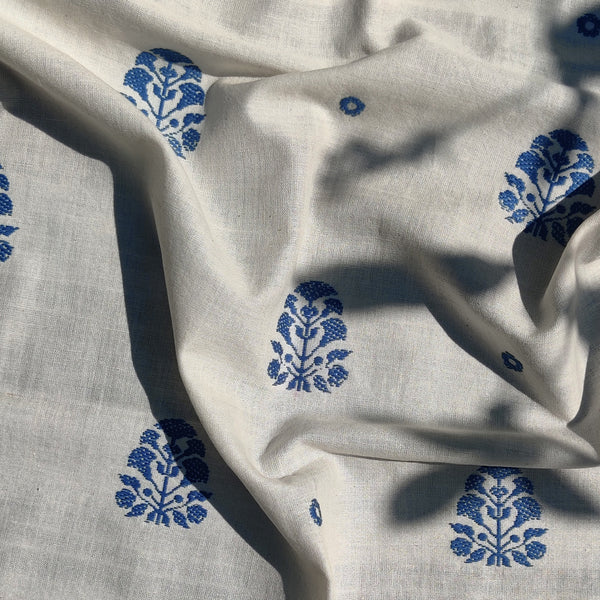 Raw White Ranghar Pattern Cotton Stole