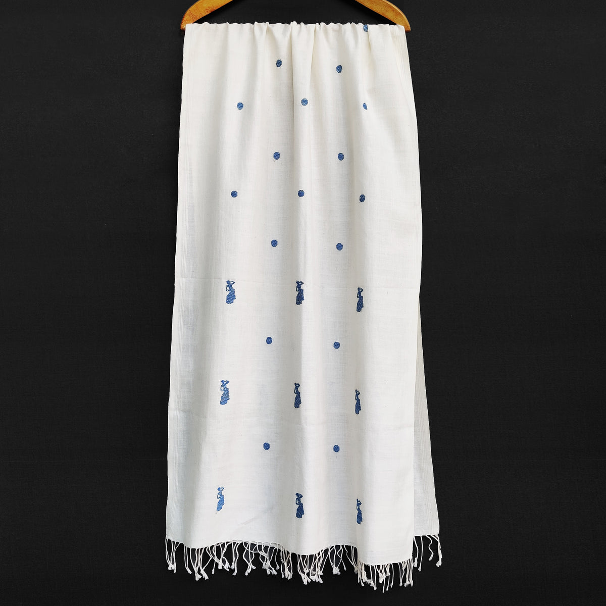 Raw White Bihu Pattern Cotton Stole